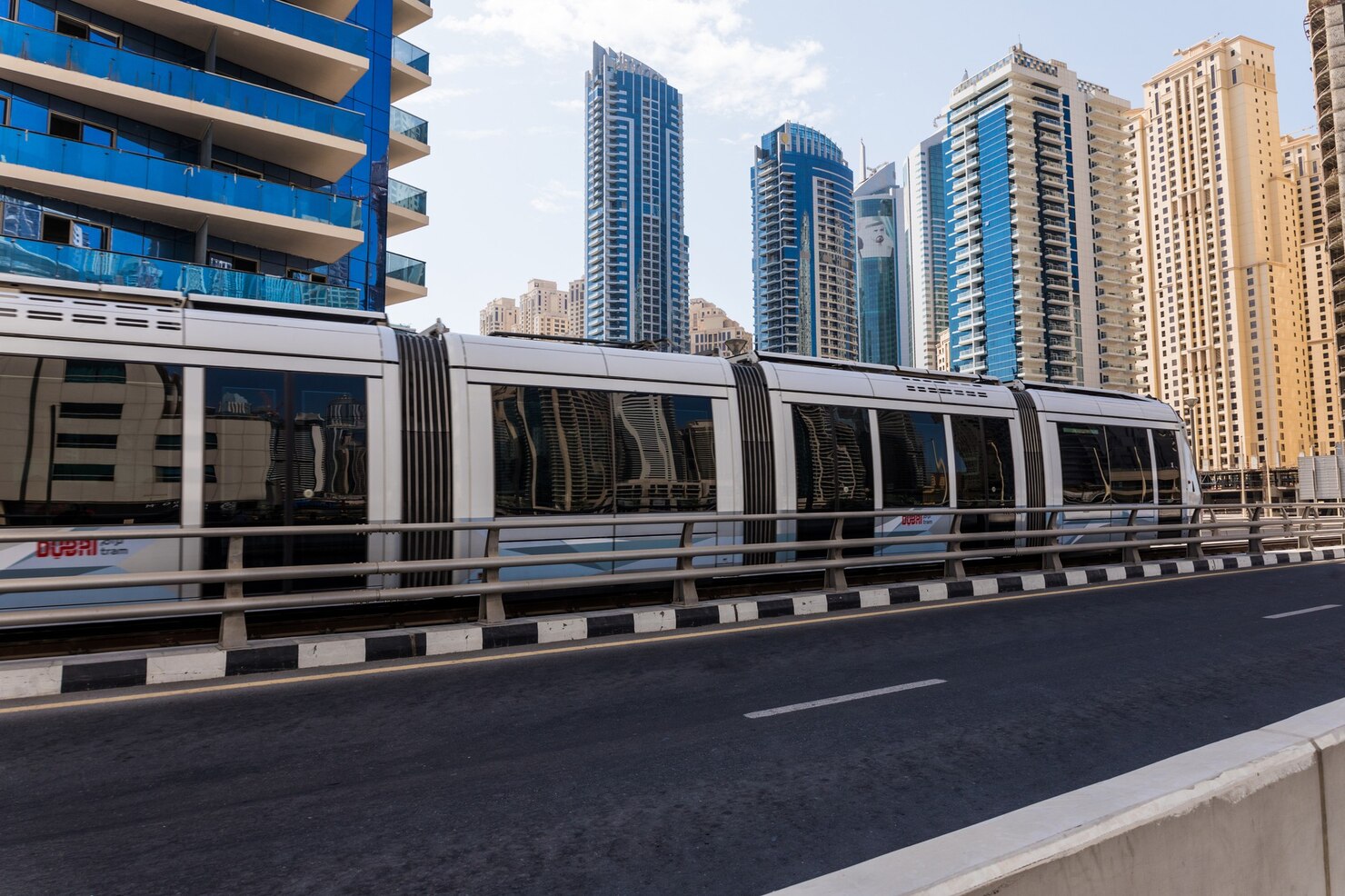 modern-city-skyscraper-dubai-city-united-arab-emirates_231208-7590